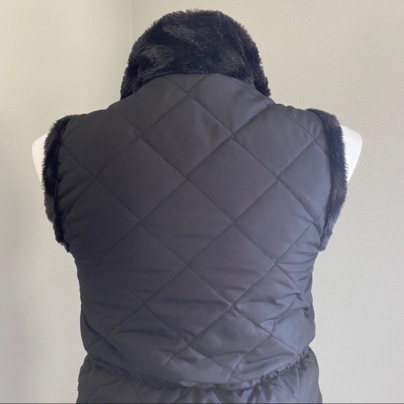 CASUAL IDENTITY Reversible Quilted Fur Vest Black - Picture 11 of 14